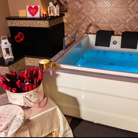 Couette-café Andale Suitespa 4*