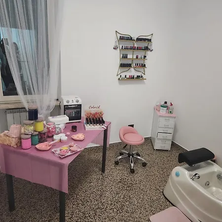 住宿加早餐酒店 Andale Suitespa Villa Badessa