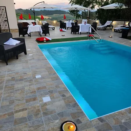 Couette-café Andale Suitespa Villa Badessa