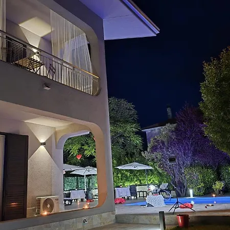 Andale Suitespa Couette-café 4*