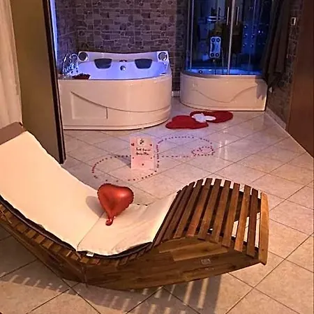 Andale Suitespa Bed & Breakfast 4*