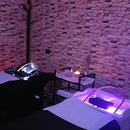Andale Suitespa Villa Badessa