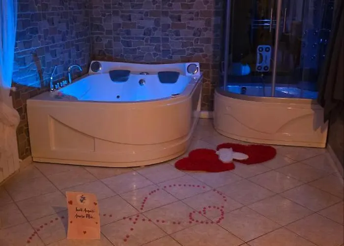 Andale Suitespa Villa Badessa