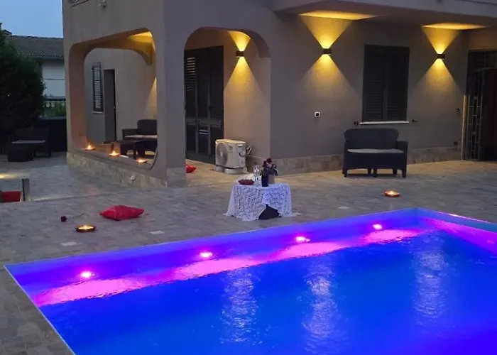 فندق مبيت وإفطار Andale Suitespa